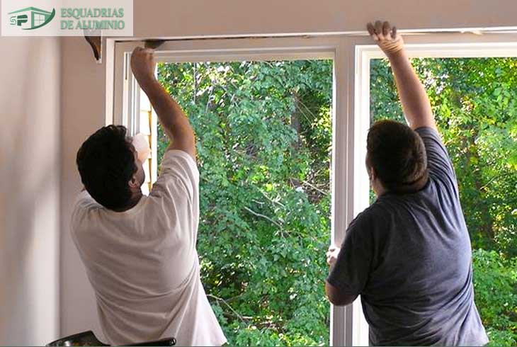 Servicos Instalacoes de Esquadrias de Aluminio